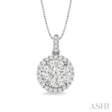 1/2 Ctw Lovebright Round Cut Diamond Pendant in 14K White Gold with Chain