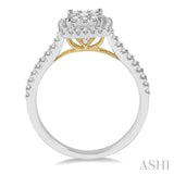 Lovebright Essential Diamond Engagement Ring