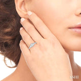 Lovebright Essential Diamond Signet Ring