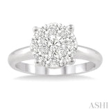 Lovebright Essential Diamond Engagement Ring