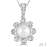 Flower Shape Pearl & Diamond Pendant