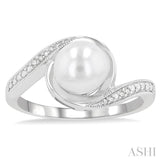 Silver Pearl & Diamond Ring