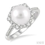 Pearl & Diamond Fashion Ring