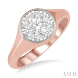 Lovebright Essential Diamond Signet Ring