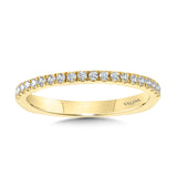 This true-fit matching wedding band is as perfect of a match for its engagement ring as you are for the one you love.