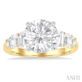 Round Shape Semi-Mount Diamond Engagement Ring