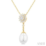 1/5 Ctw Sunflower 9X7 MM Cultured Pearl Drop and Round Cut Diamond Fashion Pendant With Chain in 14K Yellow Gold