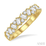 5/8 Ctw Zigzag Baguette and Round Cut Diamond Ring in 14K Yellow Gold